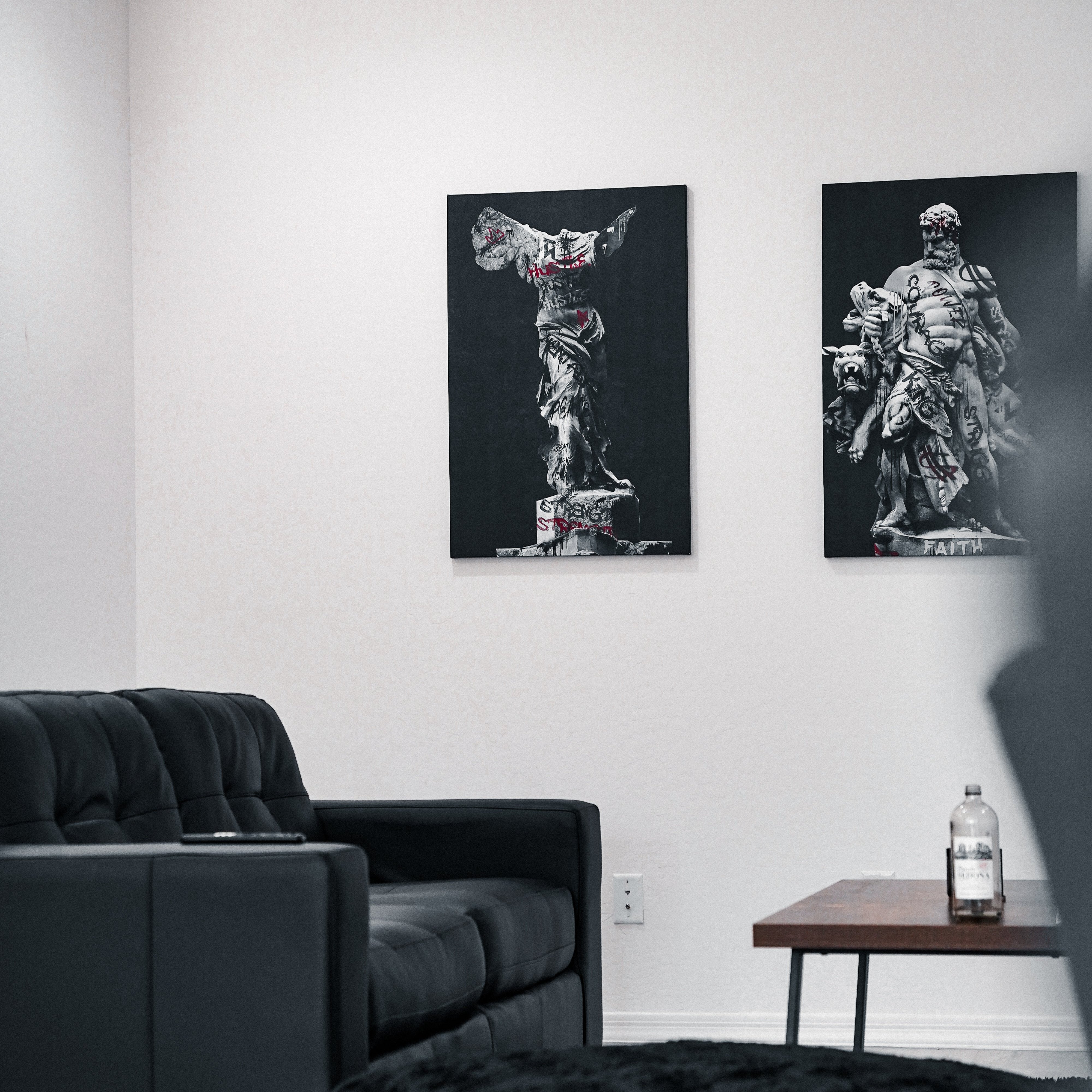 GRAFFITI - 'ANGEL OF VICTORY' Canvas